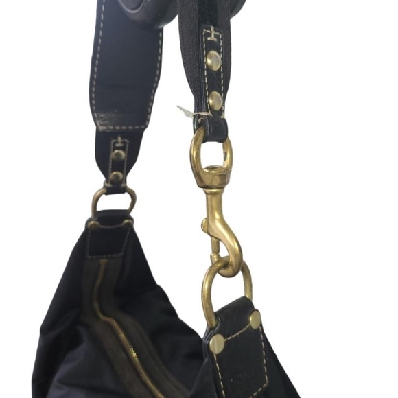 Coach. Purse - Picture 5 of 9